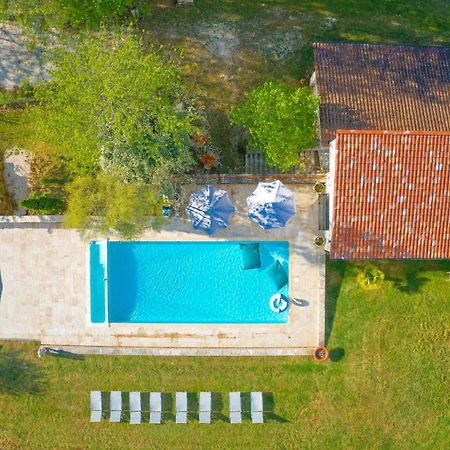 Gîtes Sibémol Simeyrols Extérieur photo