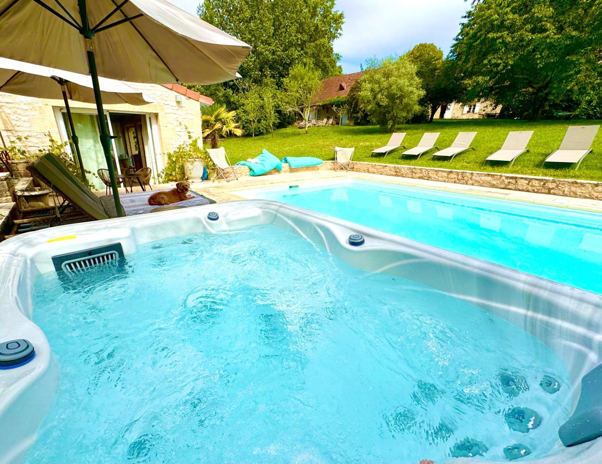 Gîtes Sibémol Simeyrols Extérieur photo