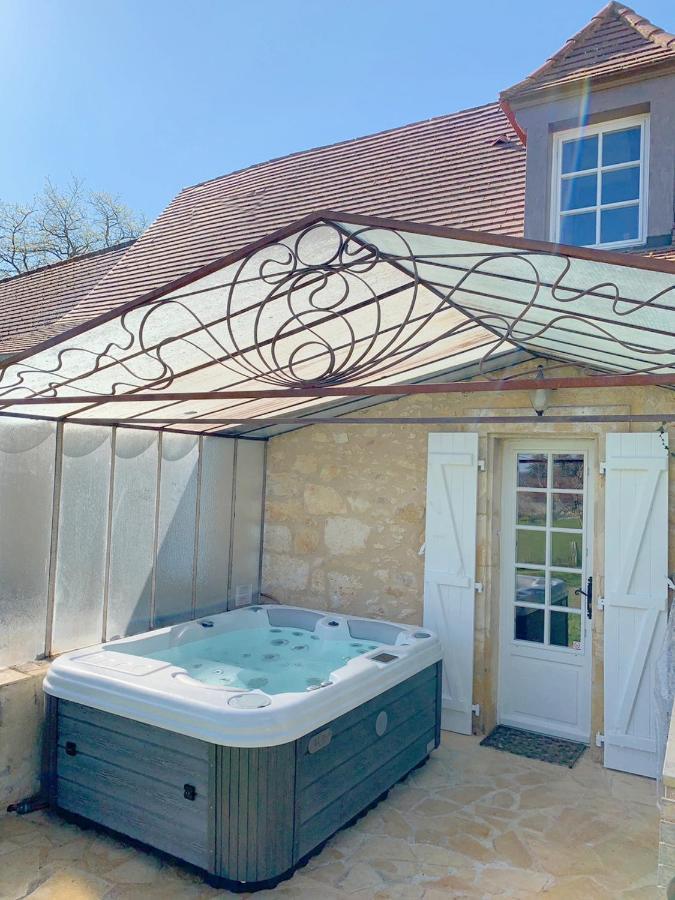 Gîtes Sibémol Simeyrols Extérieur photo